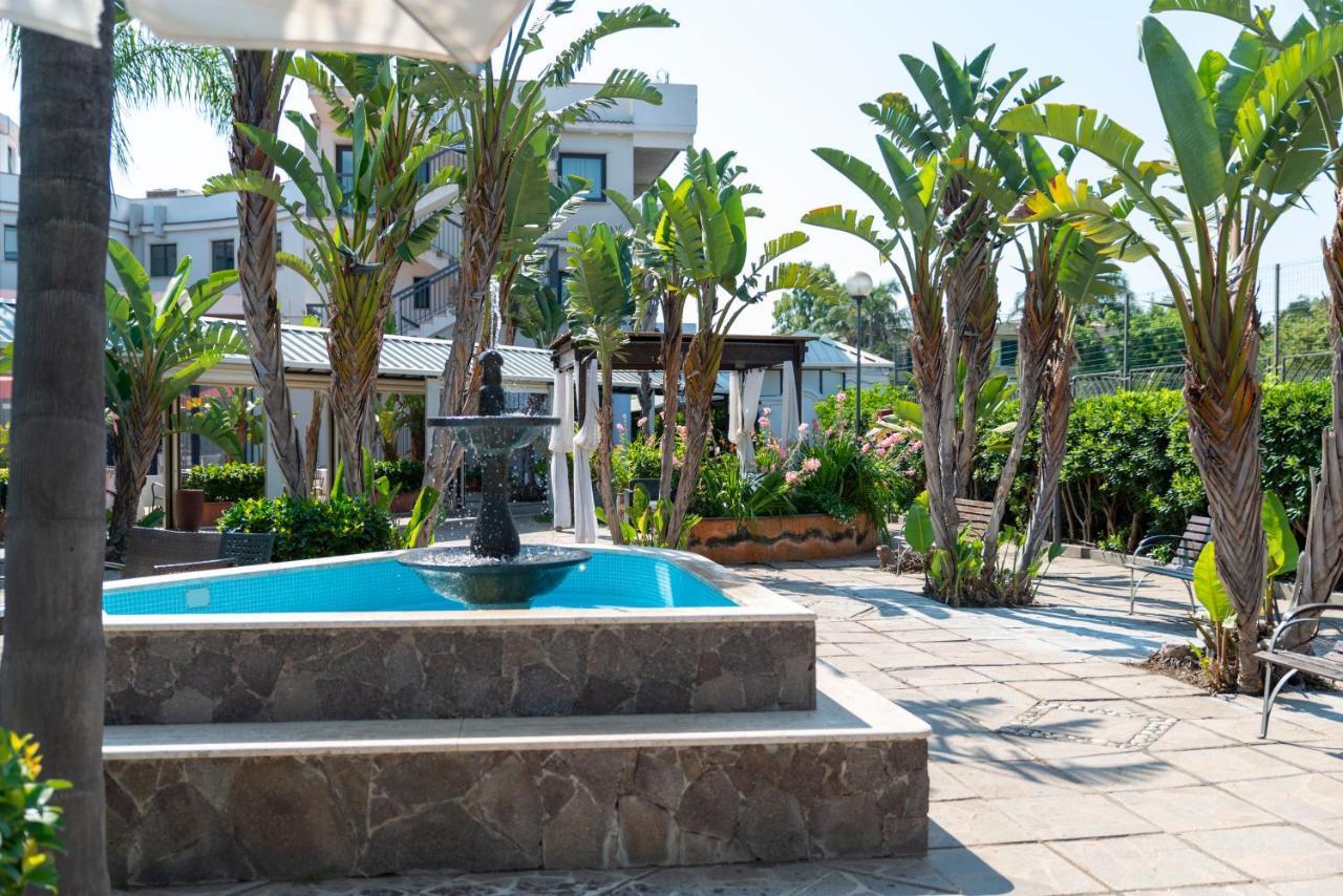 Atlantis Palace Hotel Mascali Exterior photo